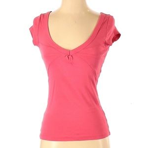 Rebecca Beeson Coral Size Sm (1) Short Sleeve T-Shirt